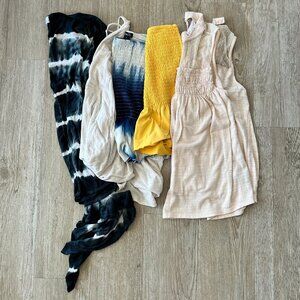 Womens Bundle of 5 Tank Tops - M